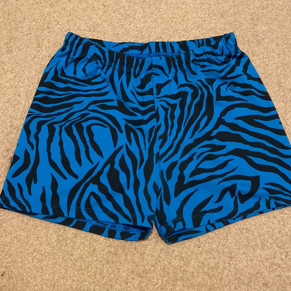 soffe child m dance shorts